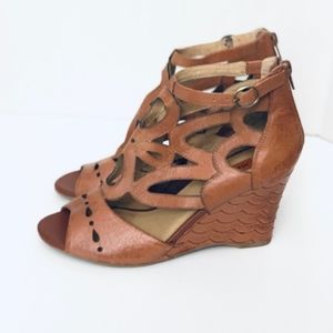 [7.5] Miz Mooz ~ Tallis Wedge Leather Sandals